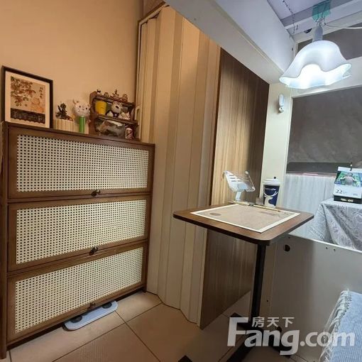  ����:����ʯ��ɽƻ��԰���� 3��1�� 9�O 1700Ԫ/�� 