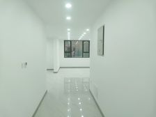 金地艺墅家临街商铺出租 71平3500元/月