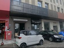 常熟招商城80平临街旺铺 年付免租1个月