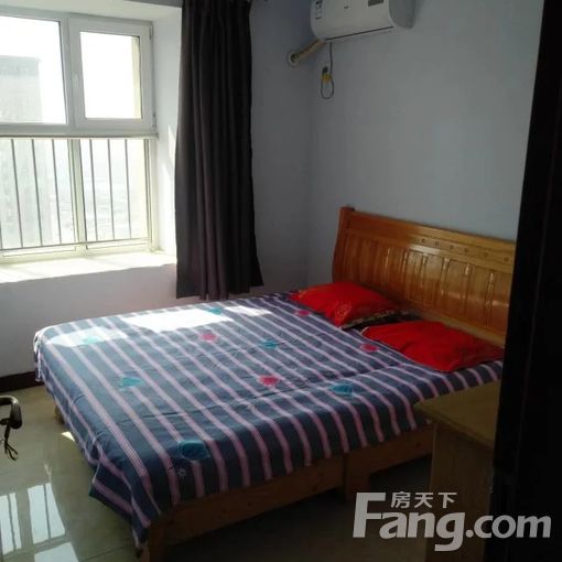  ����:�����ҳǺ���̫����԰ 3��2�� 115�O 400Ԫ/�� 