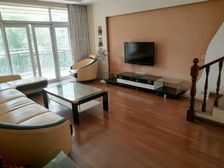 章江新区 黄金时代 3室2厅 136.00㎡ 105万