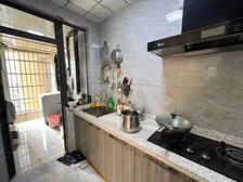 江南新区95平三居室 东向采光好 85万诚售