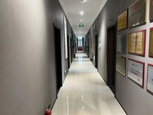 南中环临街独栋 12间办公室600平 接待办公一体