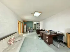 ����Է����