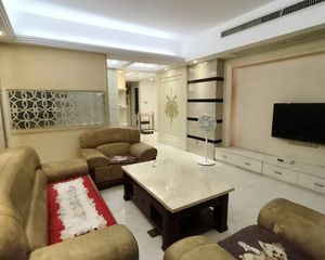 龙湖 凯胜悦景轩 4室2厅 141.00㎡ 176.30万