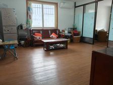 多层公摊小!前后大平台!东边小平台!非常适合养花和宠物!