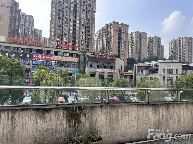 大渡口绿地城临街商铺 45平二层旺铺仅35万