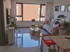 东湖湾C ,23年精装婚房双实验,6楼带阁楼,工作变动急售!