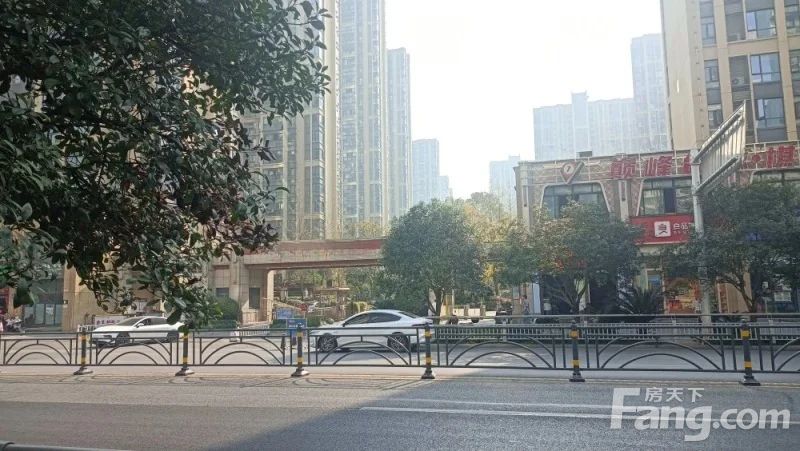 小区相关图