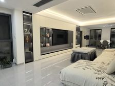 凤岭洋房一梯两户 总高11层 三室两厅两卫 精装修 房东直售