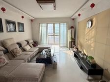 黄金国际东区 南北通透三居室 业主诚售