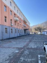 独栋四层楼出租