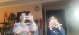 ���?������