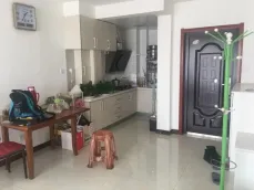 �����