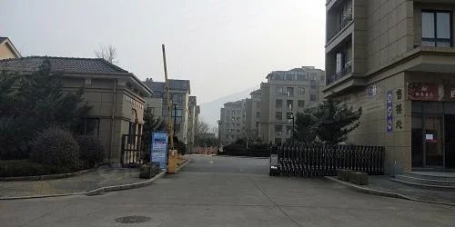 小区相关图