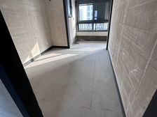 135中海 带2车位