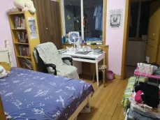 �����