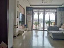 听得到清外上课铃声和读书声。恩施市 清外小区 3室2厅