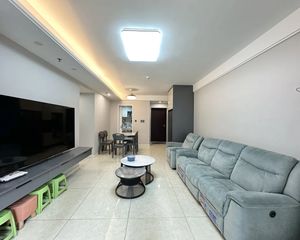 龙泉驿 招商依云上城四期 5室2厅