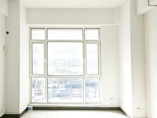 1000元一价全含!独立南向办公室!免费停车!可注册密码锁