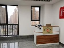 南中环甲级写字楼84平精装现房 随时入驻