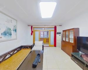南北通透四居室,太平路44号院140平品质住宅