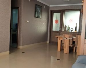 开发区 华夏银行家属院 3室2厅省级花园示范小区