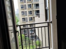 东兴区 邦泰大学城1号 3室1厅