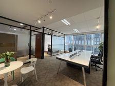 「100㎡甲级「100㎡甲级商务空间,精装现房,即租即享!