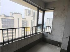 德城区 绿地四季印象 3室2厅