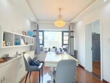 高新区南北通透两居室,君地风华105平精装好房