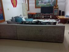 东峰岭单位小区126平三居室,单价低至3500,邻近实验小学