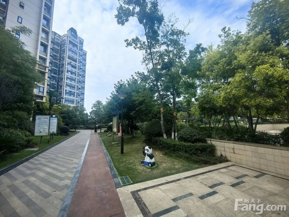 小区相关图
