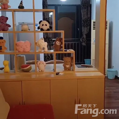  ܽ��Ԭ������������ 2��2�� 80�O 2800Ԫ/�� 