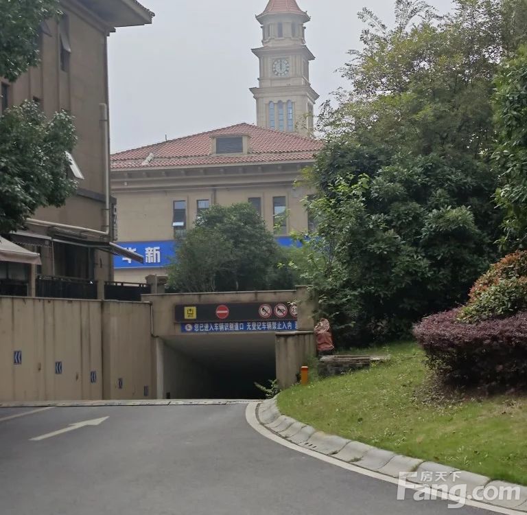 小区相关图