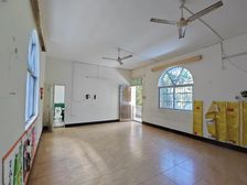 琼海闹市三面临街1116㎡稀缺地和两栋400㎡现房整体出售