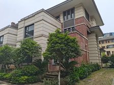 咸安区 麓山温泉小镇(别墅) 372.84㎡ 180万