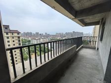 泽园欧典凤凰层毛坯 二梯二户 三房朝南 宋玉小学旁 房东直卖