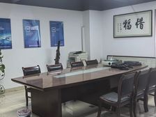 高新鱼化寨绿地国际花都鸿海大厦B座 纯写字楼甲级291.5