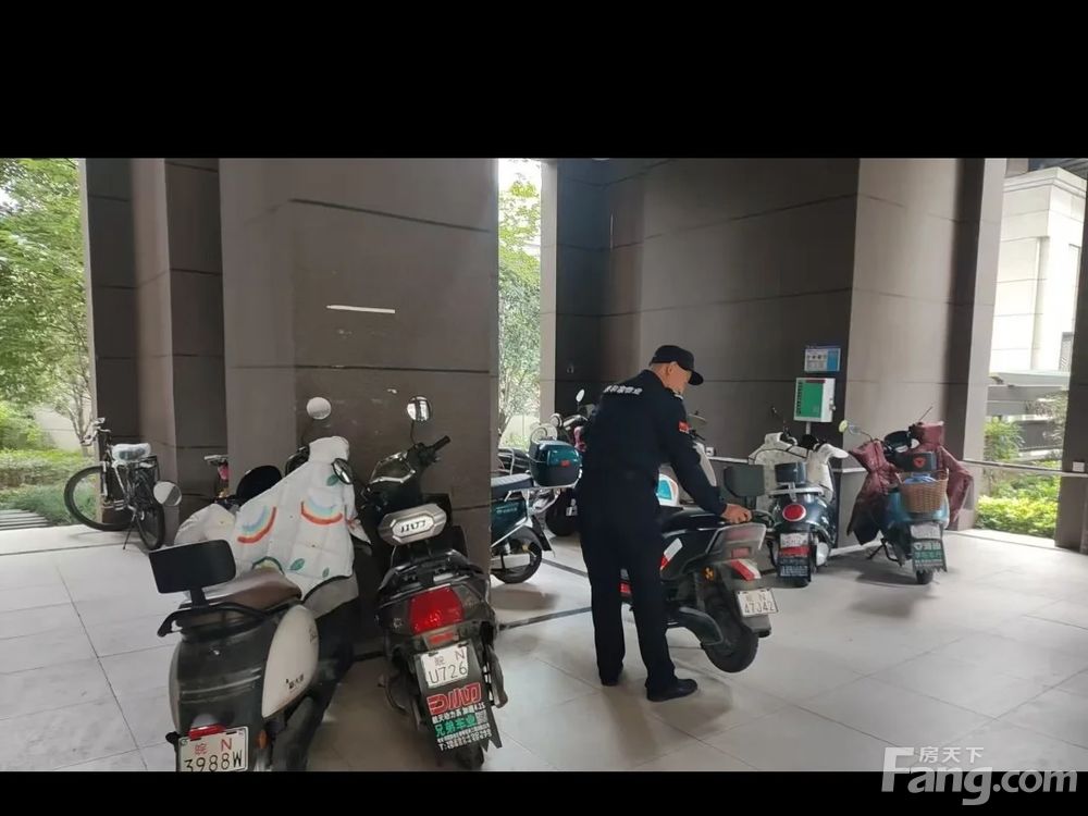 小区相关图