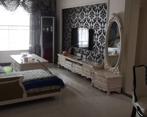 成华 首创国际城二期 2室2厅 85.33㎡ 130万