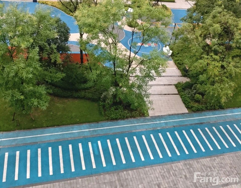 小区相关图