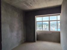 麒麟区 剑桥中心 3室2厅 121.88㎡ 43万