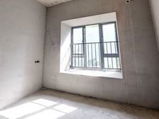 汉南 碧桂园凤凰湾 4室2厅 143.39㎡ 71万