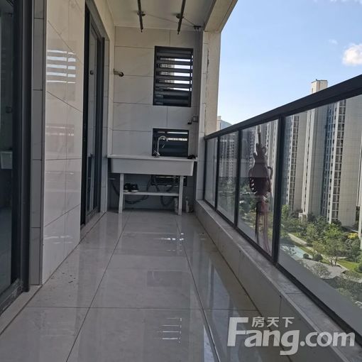 �����̹�԰������ʱ�� 3��2�� 98�O 2000Ԫ/�� 