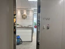 郑州CBD甲级写字楼170平 月租6500即租即用