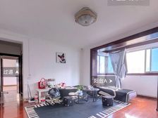 狮马路南向大三居,137平精装仅139万