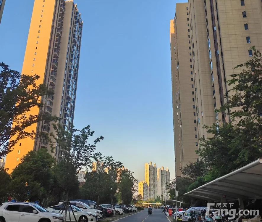 小区相关图