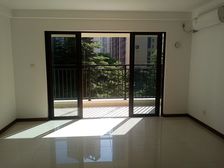 东凤**金色家园4室精装房满五**,南北通透大户型仅127万