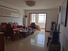 莱山 鹿鸣小区 3室2厅 149.60㎡ 200万